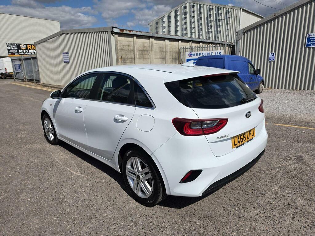 Kia Ceed Hatchback 1.0 T-gdi Eco 2 Euro 6 Ss 20196 LA68LPJ White #4