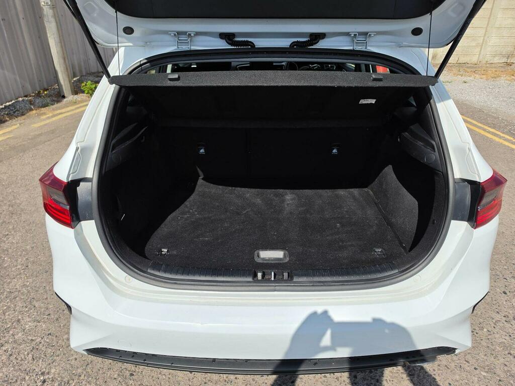Kia Ceed Hatchback 1.0 T-gdi Eco 2 Euro 6 Ss 20196 LA68LPJ White #6