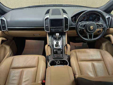 Porsche Cayenne 3.0 Cayenne V6 Black #2