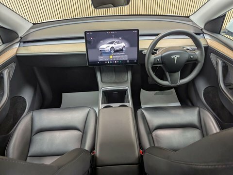 Tesla Model Y Model Y Long SA23BWM White #2