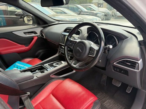 Jaguar F-Pace 2.0 F-pace R-sport  #2