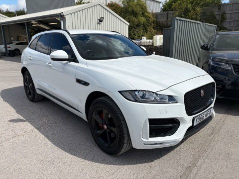 Jaguar F-Pace 2.0 F-pace R-sport 