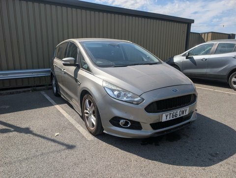 Ford S-Max 2.0 S-max Titanium YT66OWY #2