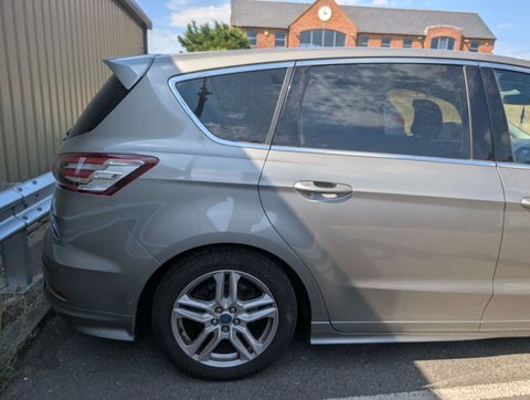 Ford S-Max 2.0 S-max Titanium YT66OWY #4