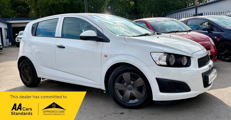 Chevrolet Aveo Ls CN63LZG White