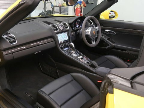 Porsche Boxster 981 Spyder Euro 6 2-Door #29
