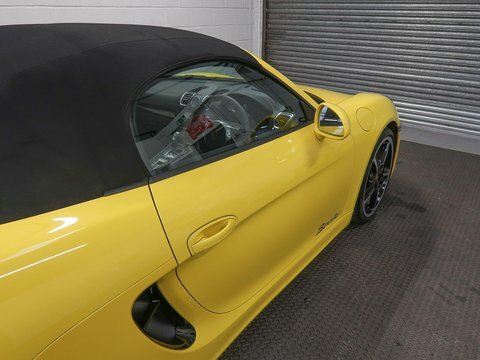 Porsche Boxster 981 Spyder Euro 6 2-Door #48