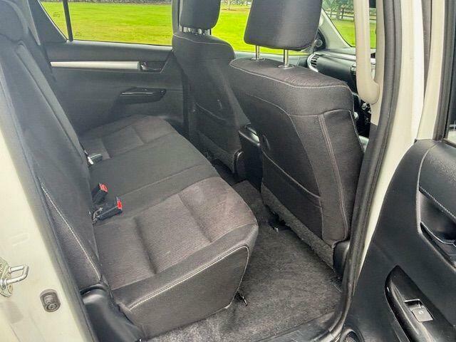 Toyota HILUX 2.4 D-4d Invincible 4Wd Euro 6 Ss Tss, 3.5 Grey #12