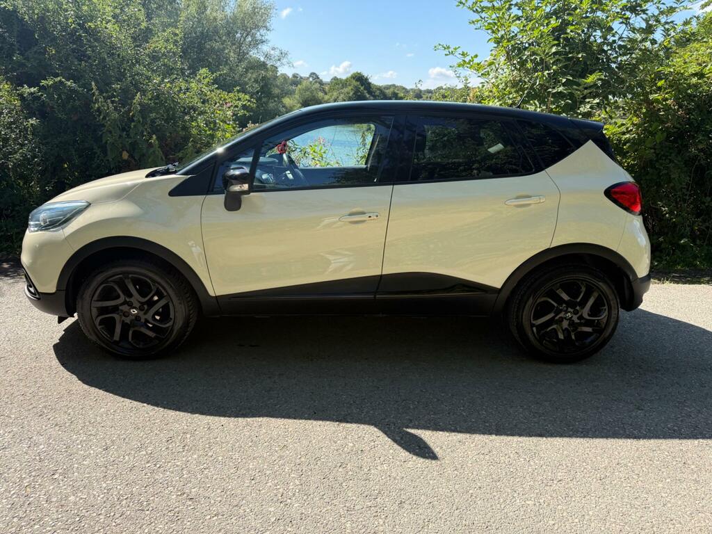 Renault Captur Dynamique S Nav White #4