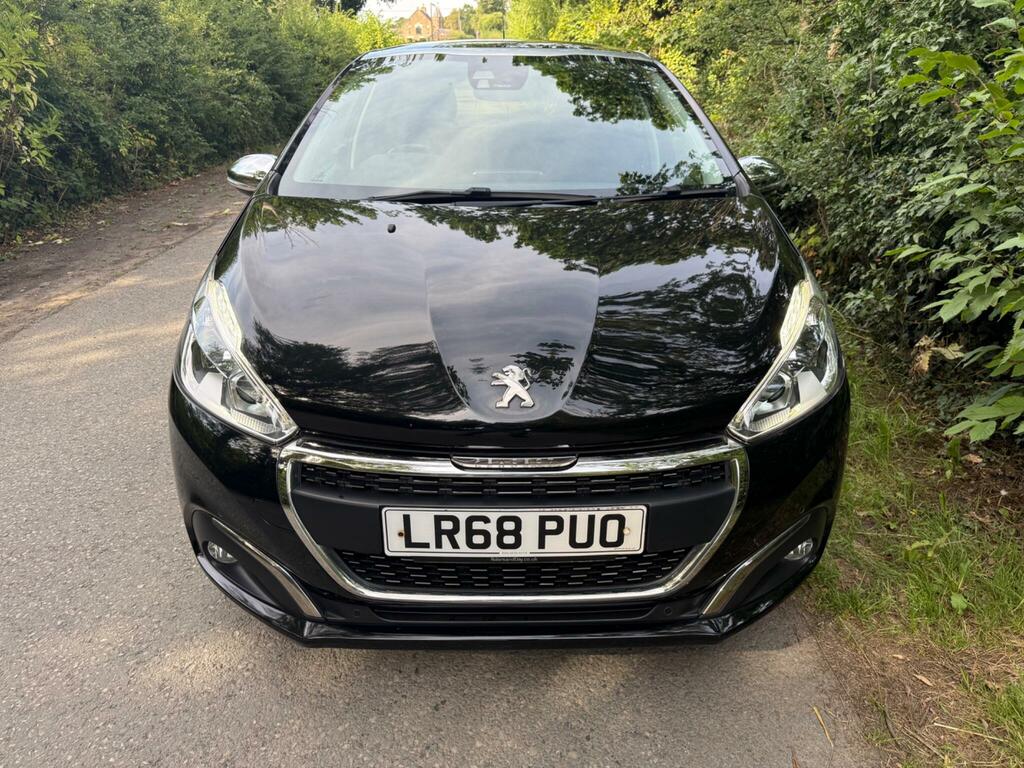 Peugeot 208 Peugeot 208 1.2 Puretech 82 Allure Grey #4