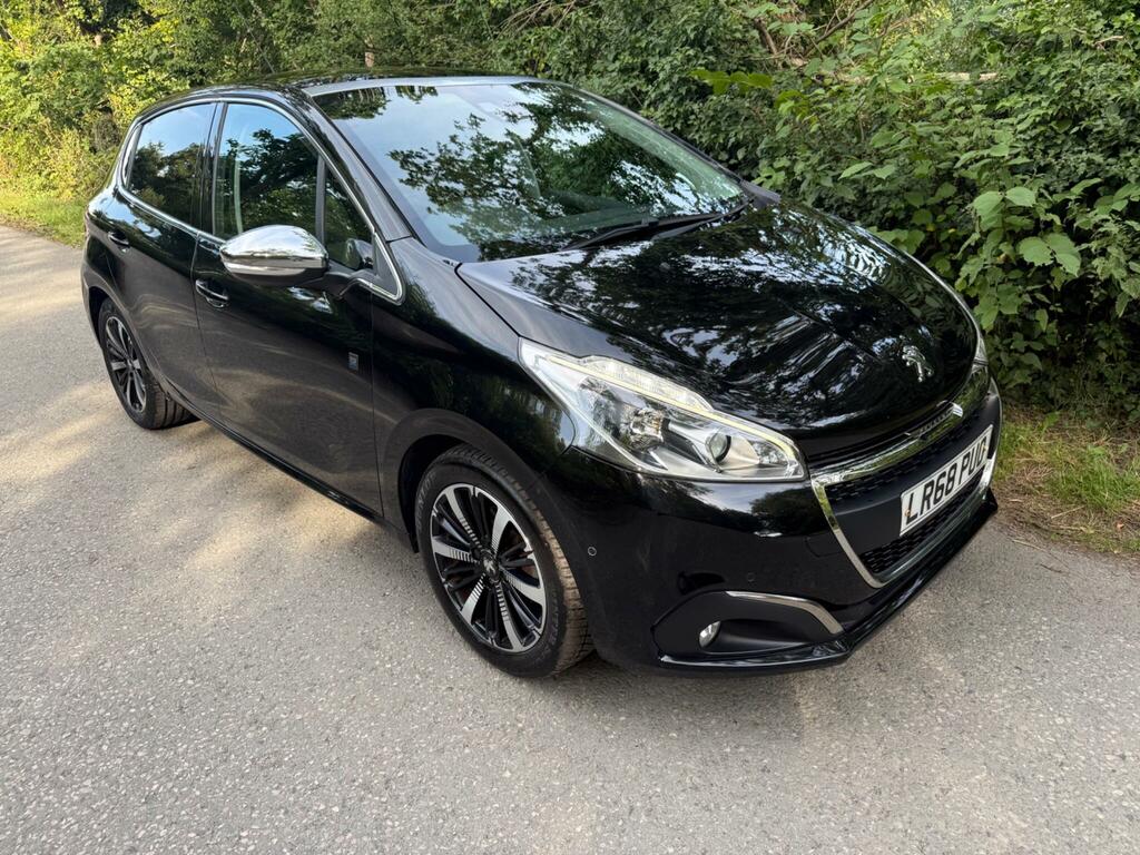 Peugeot 208 Peugeot 208 1.2 Puretech 82 Allure Grey #5