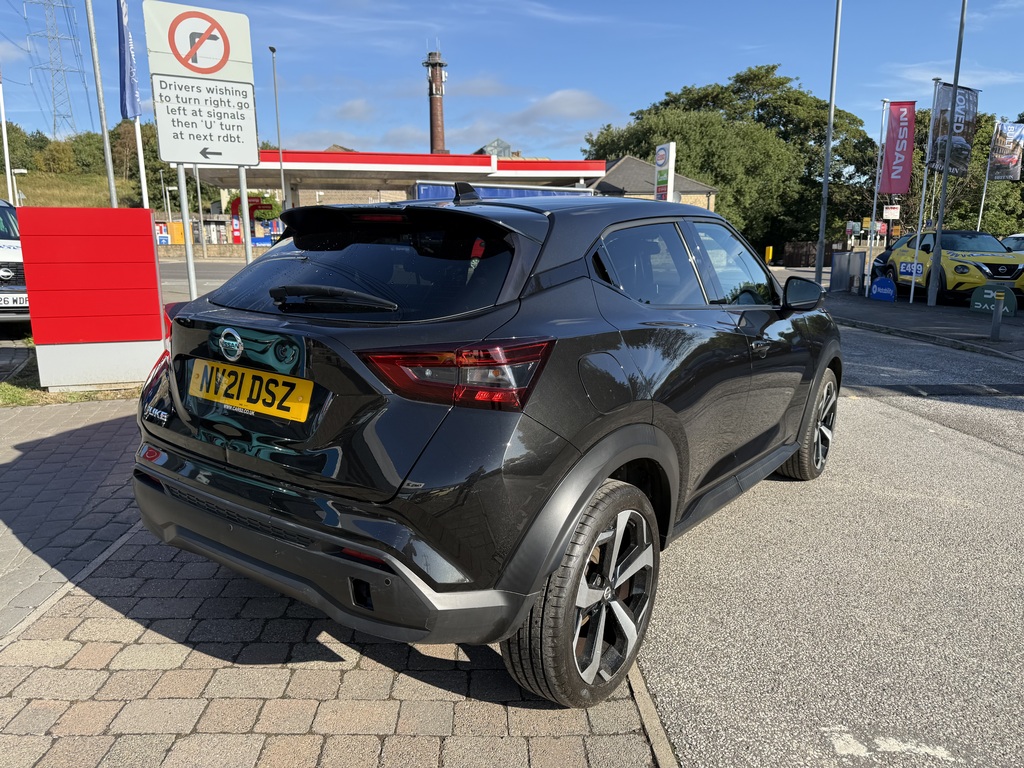 Nissan Juke 1.0 Dig-t Tekna Suv Euro 6 Ss Black #3