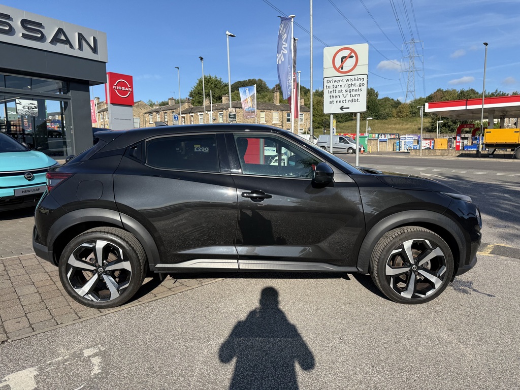 Nissan Juke 1.0 Dig-t Tekna Suv Euro 6 Ss Black #2