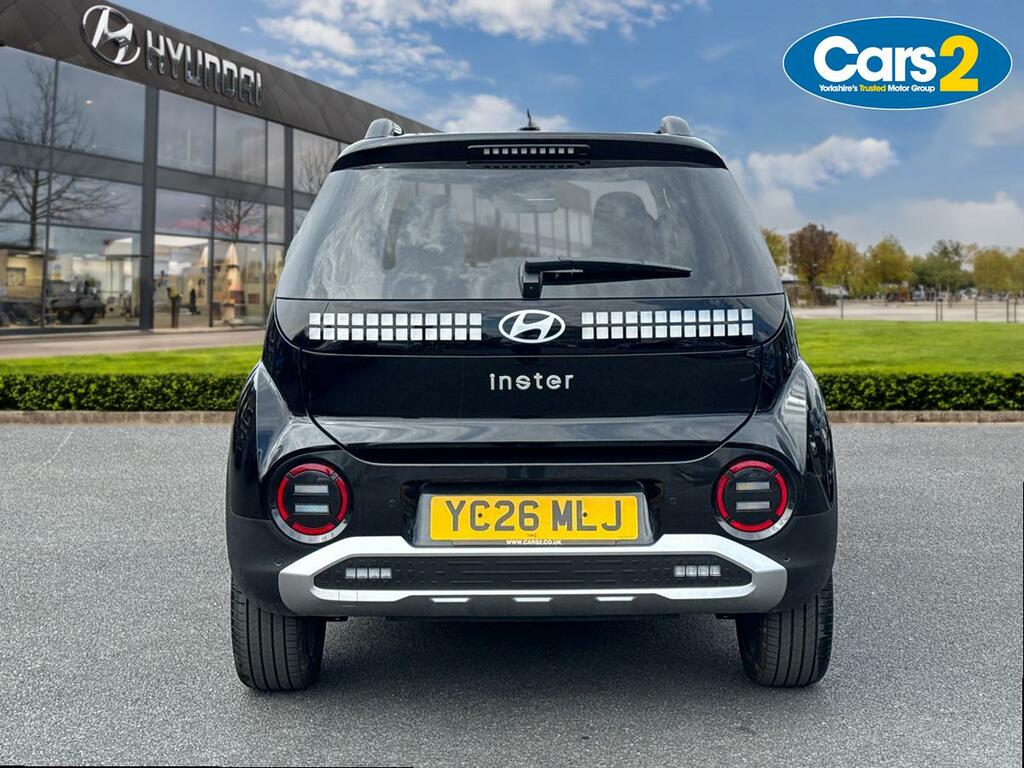 Hyundai Inster Long Range 49Kwh 02 Suv 115 Ps YC26MLJ Black #4