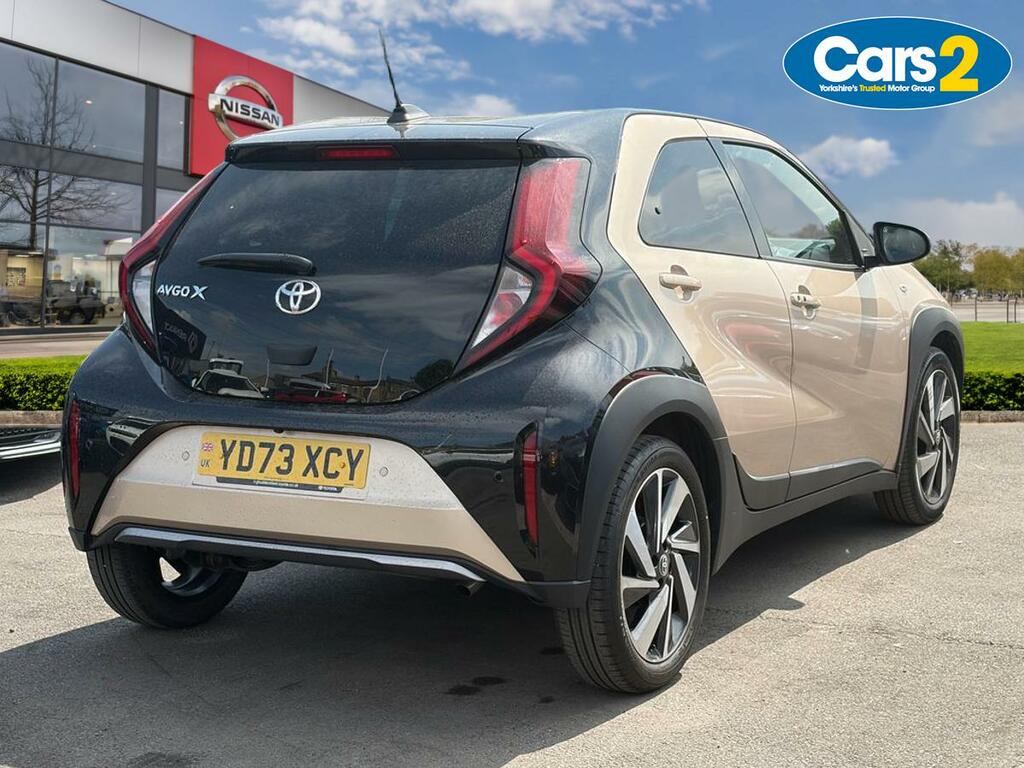Toyota Aygo X 1.0 Vvt-i Exclusive Hatchback Eu YD73XCY Beige #3