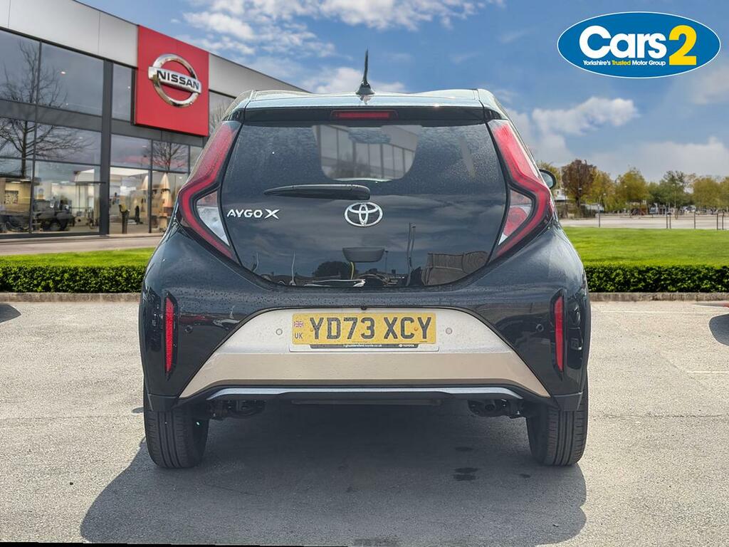 Toyota Aygo X 1.0 Vvt-i Exclusive Hatchback Eu YD73XCY Beige #4