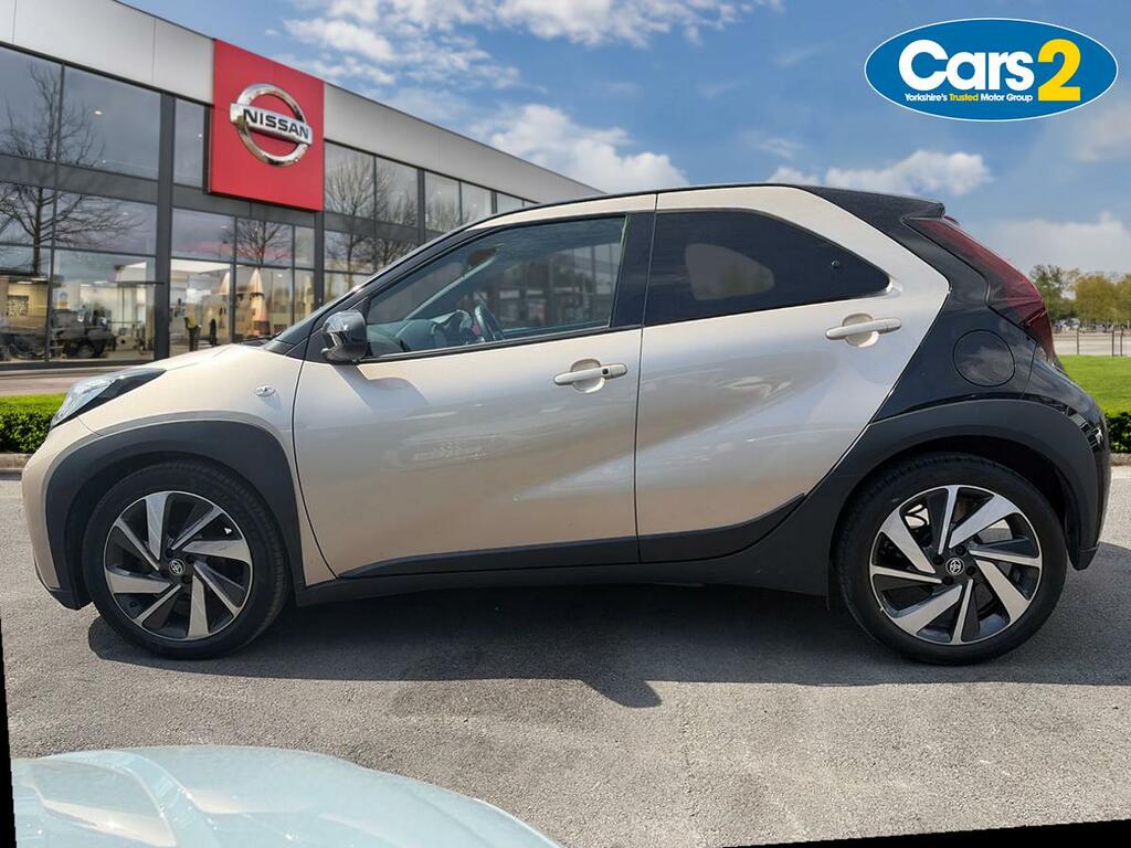 Toyota Aygo X 1.0 Vvt-i Exclusive Hatchback Eu YD73XCY Beige #6