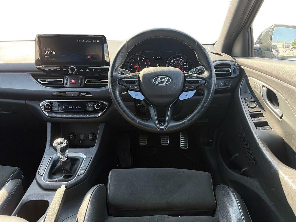 Hyundai I30 1.0 T-gdi Se Connect Nq Red #12