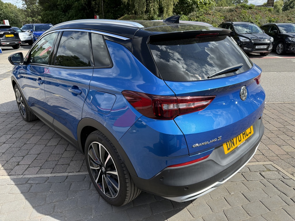 Vauxhall Grandland X 1.6 Hybrid4 300 Elite Nav Blue #5