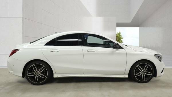 Mercedes-Benz CLA Class Cla 180 Amg Line White #6