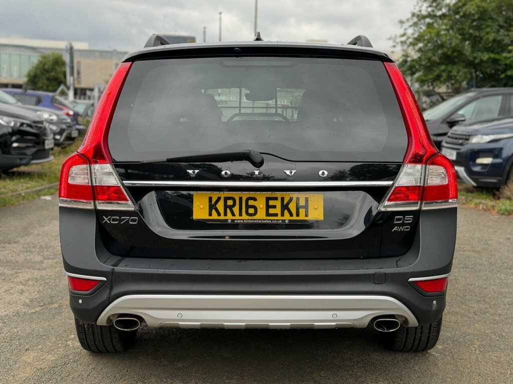 Volvo XC70 2L Se Lux Black #6