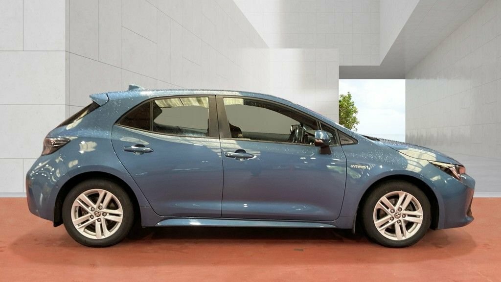 Toyota Corolla 1.8L Icon Tech Blue #5