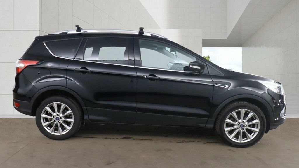 Ford Kuga 2L Titanium Edition Black #5