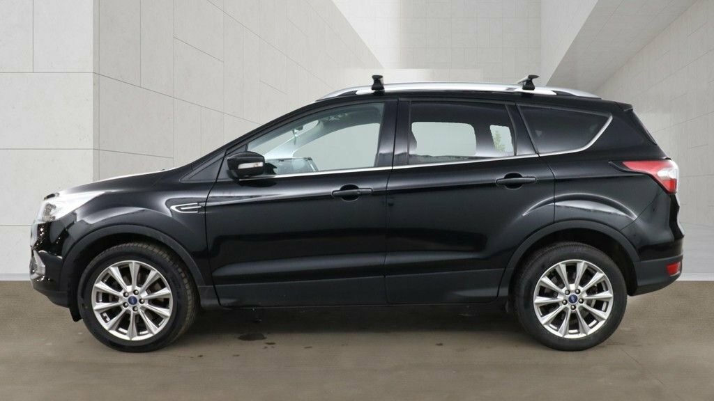 Ford Kuga 2L Titanium Edition Black #6