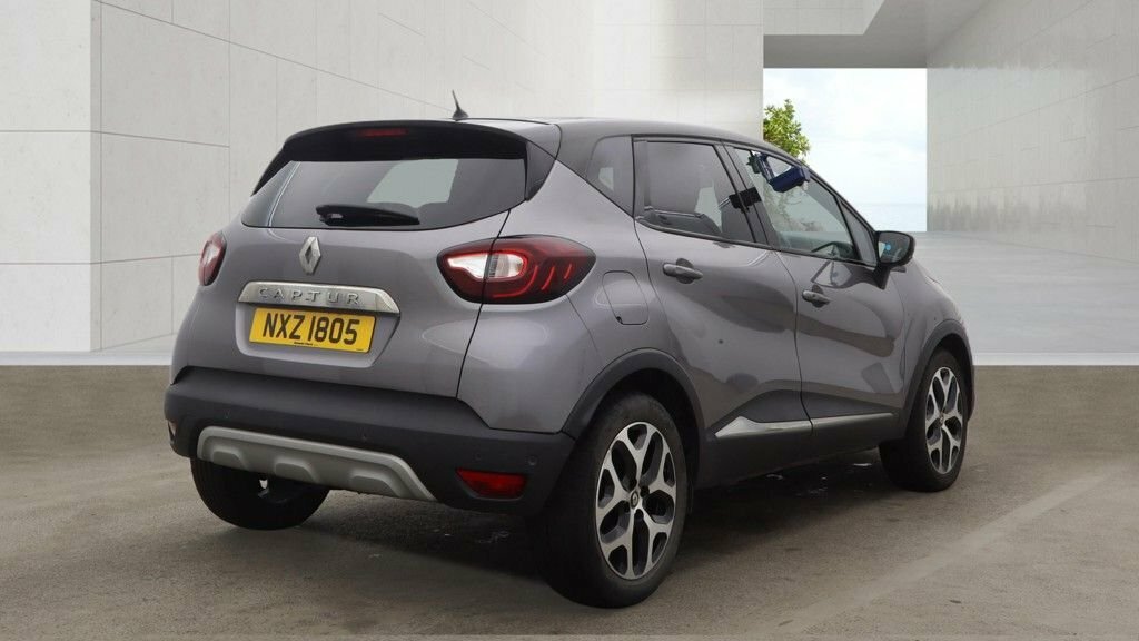 Renault Captur 1.5L Gt Line Grey #4