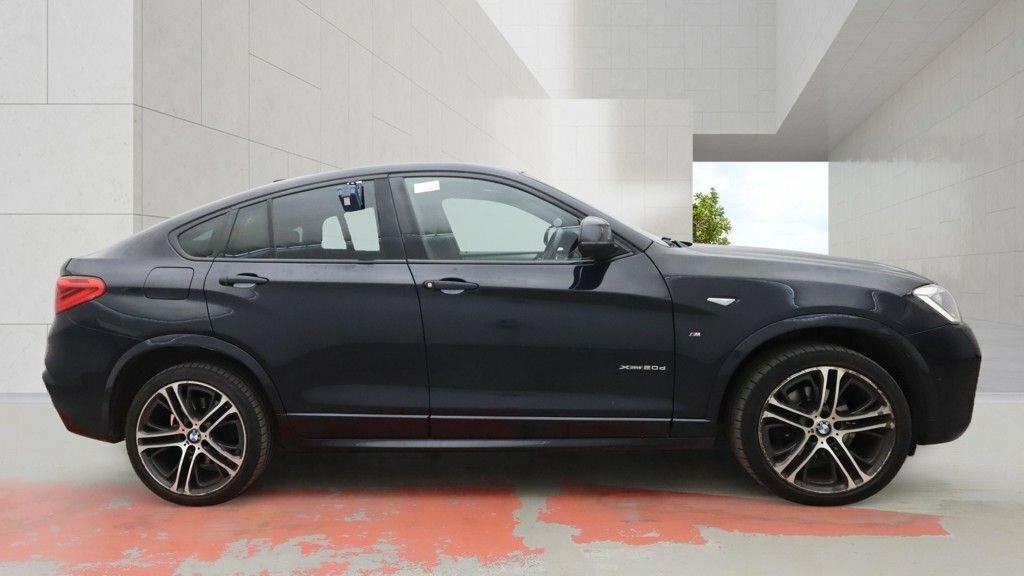 BMW X4 2L M Sport Black #5