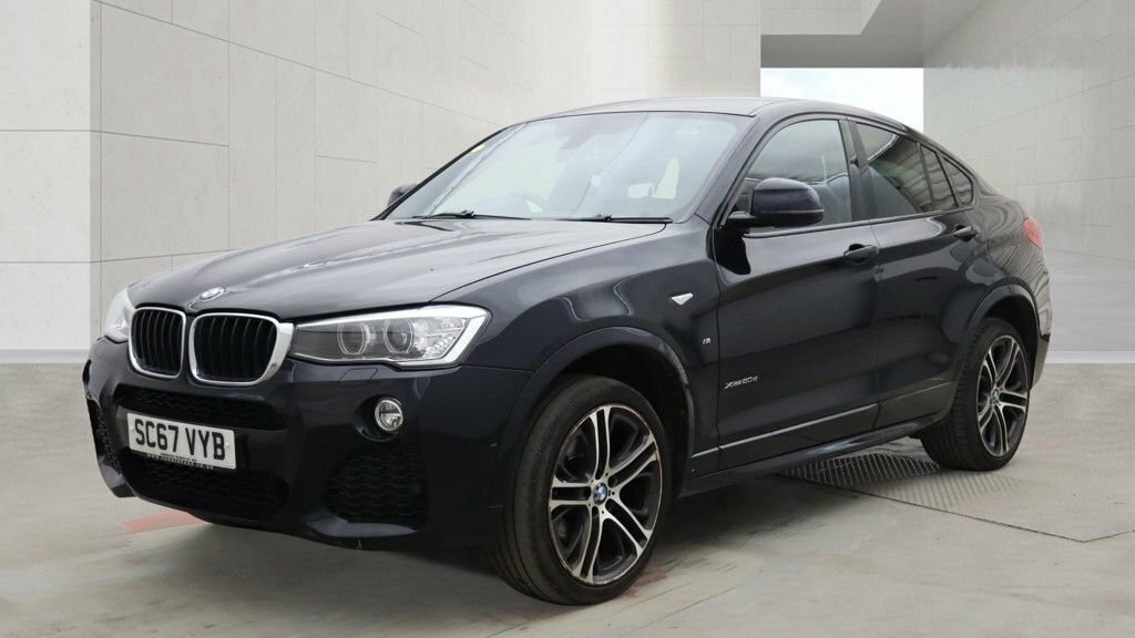 BMW X4 2L M Sport Black #2