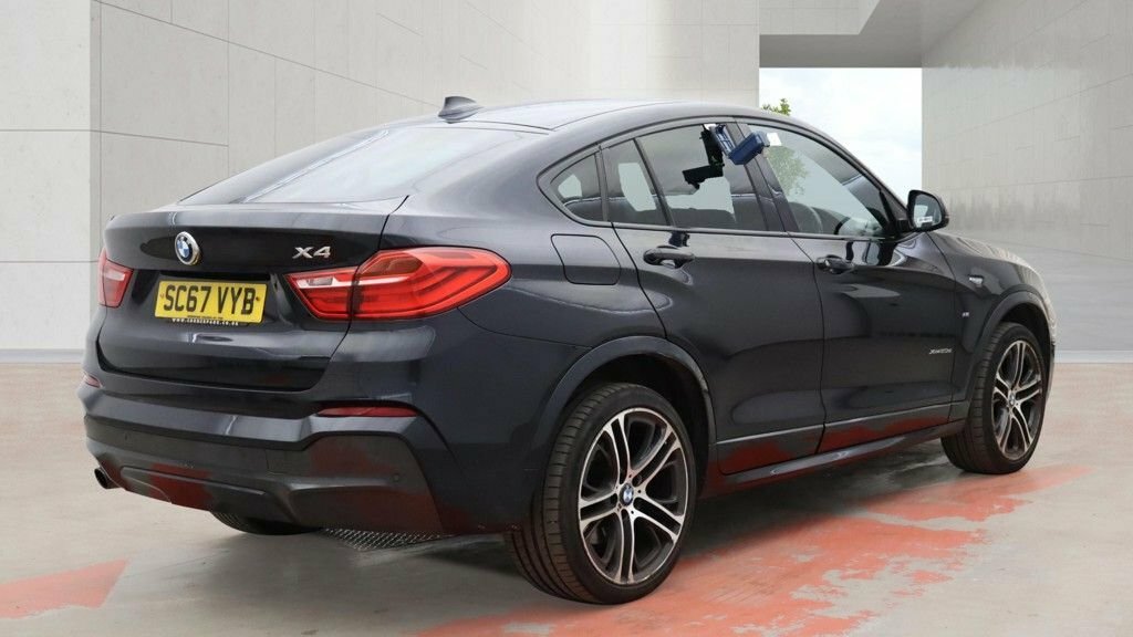 BMW X4 2L M Sport Black #4