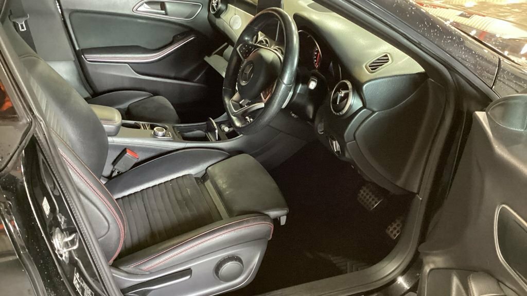 Mercedes-Benz CLA Class 250 Amg Shooting Brake 7G-dct 4Matic Eu Black #11