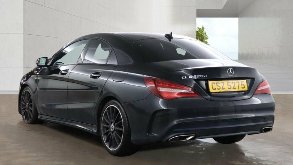 Mercedes-Benz CLA Class 2.1L Amg Line Night Edition Black #3