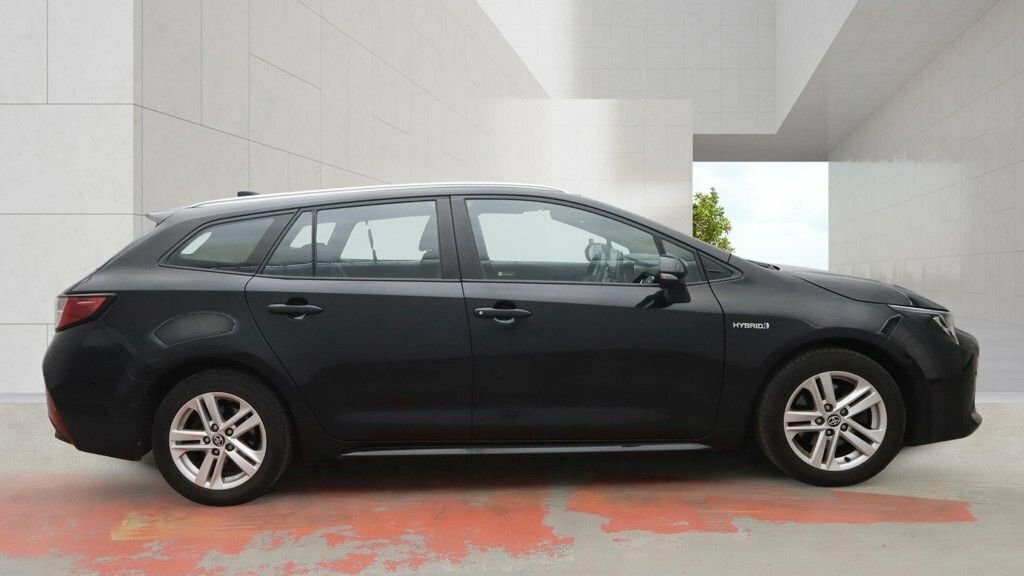 Toyota Corolla 2L Icon Tech Black #5