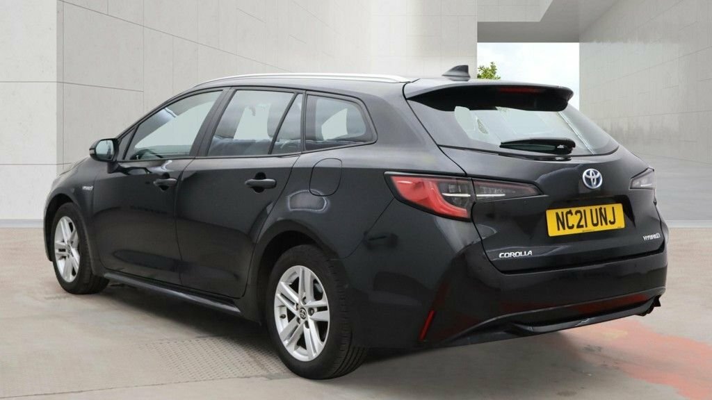 Toyota Corolla 2L Icon Tech Black #3