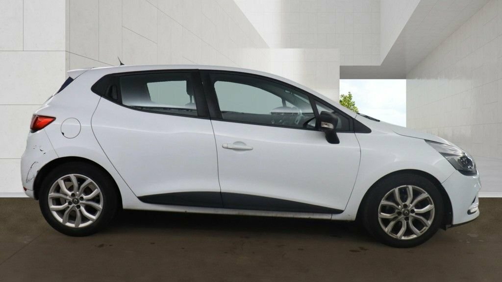 Renault Clio 0.9L Play White #3