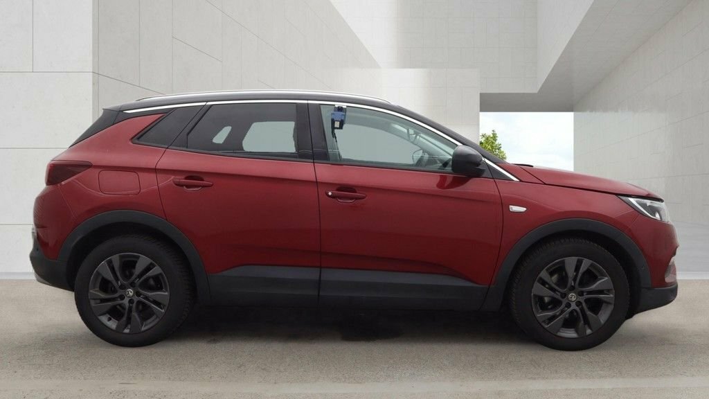 Vauxhall Grandland X 1.2L Sport Nav Red #5