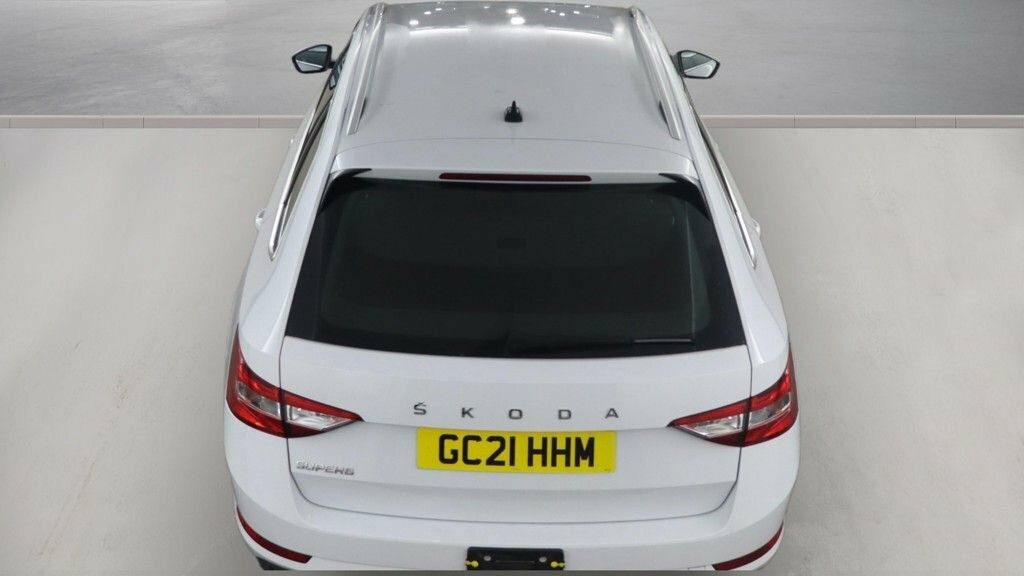 Skoda Superb 2021 2.0 Tsi 190Ps Sportline Plus Dsg Estate Grey #8