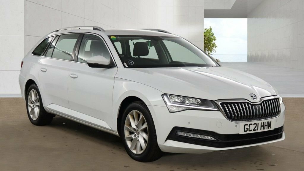 Skoda Superb 2L Se White