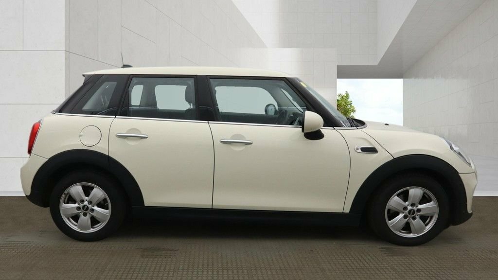 Mini Hatch 1.5L Cooper Classic White #5