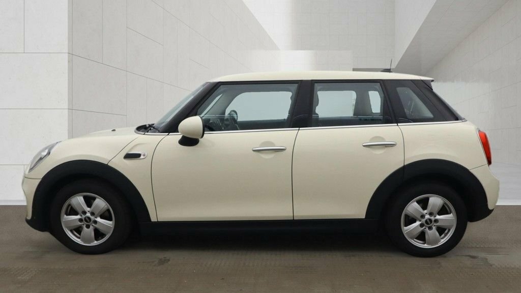 Mini Hatch 1.5L Cooper Classic White #6