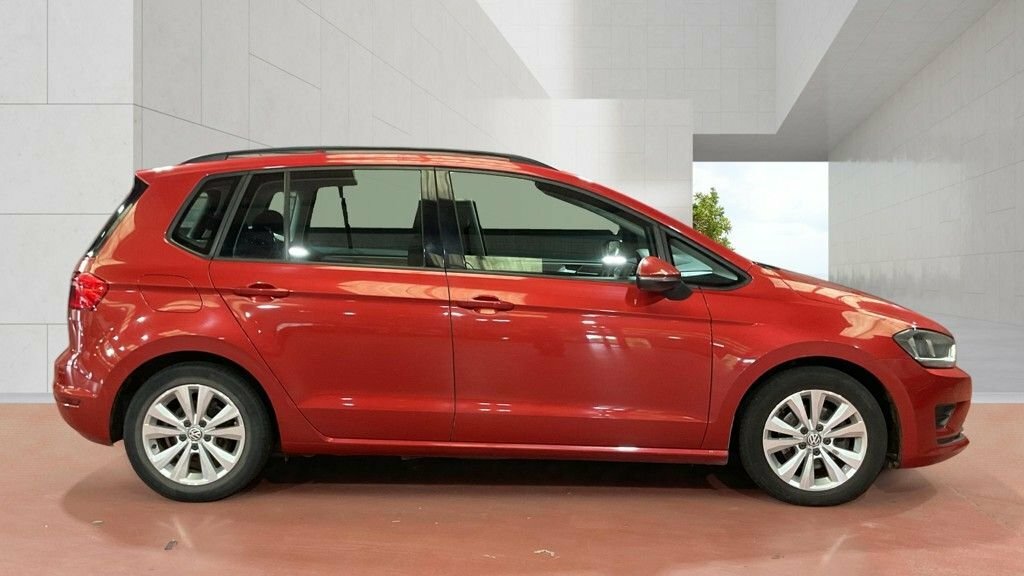 Volkswagen Golf SV 1L Se SV15RYP Red #5
