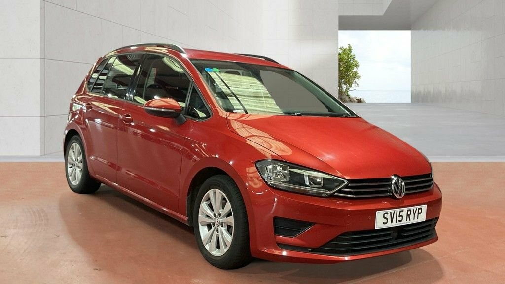 Volkswagen Golf SV 1L Se Red