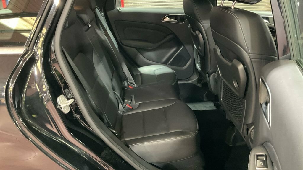 Mercedes-Benz B Class 1.5L Se KV66YPE Black #6