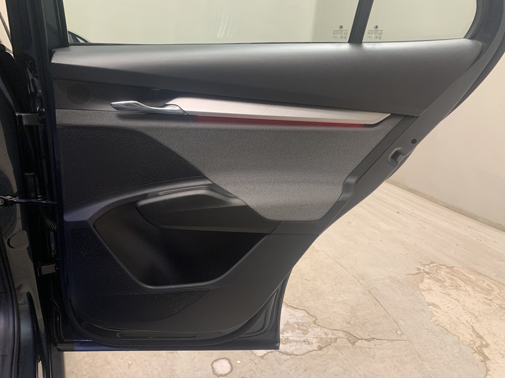 Skoda ENYAQ 60 Nav Suite Black #18