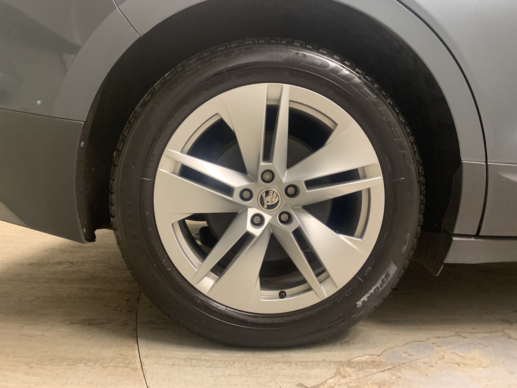 Skoda ENYAQ 60 Nav Suite Black #12