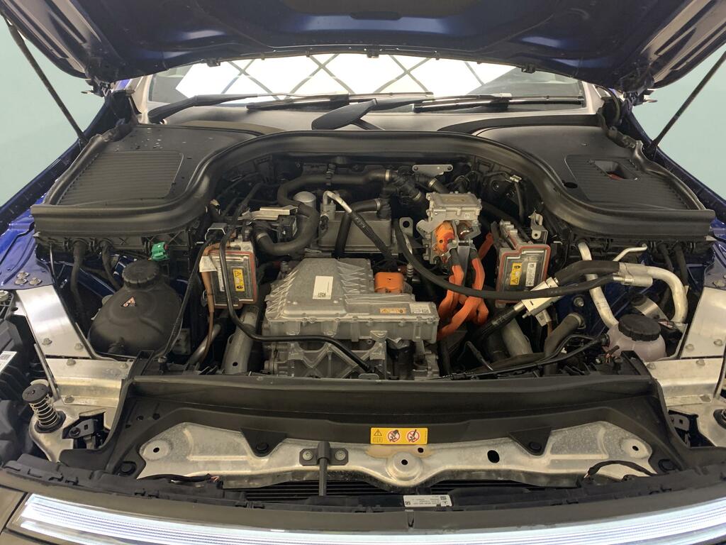 Mercedes-Benz EQC Amg Line Blue #22