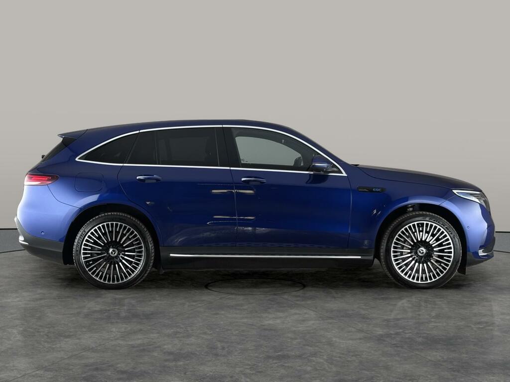 Mercedes-Benz EQC Amg Line Blue #4
