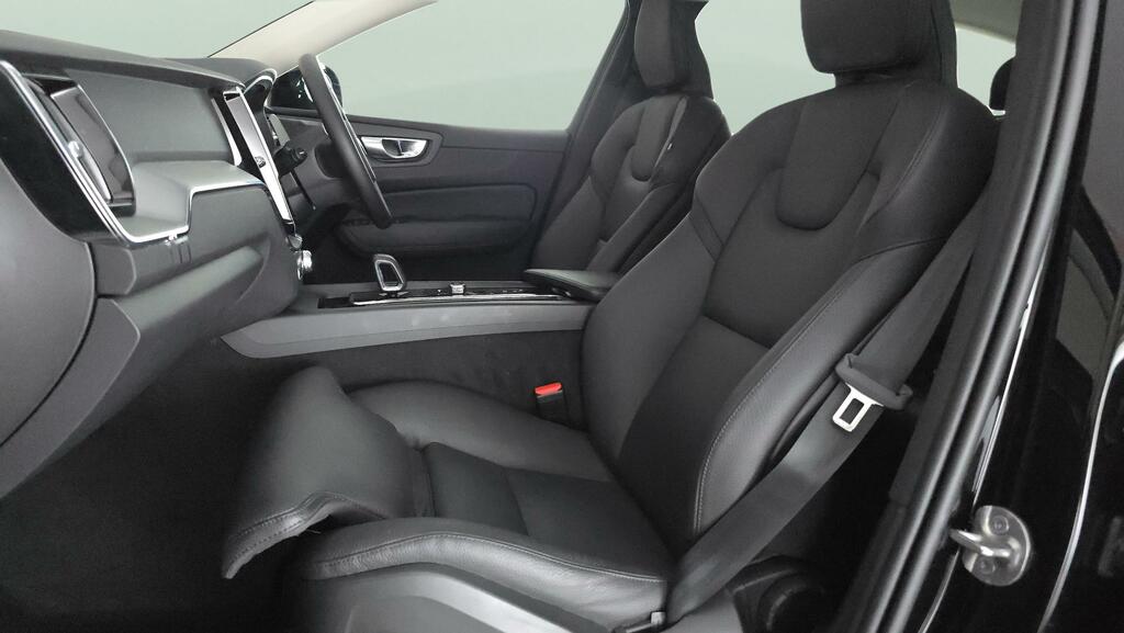 Volvo XC60 Black Edition Ultra, T8 Awd Plug-in Hybrid, Electr Black #15